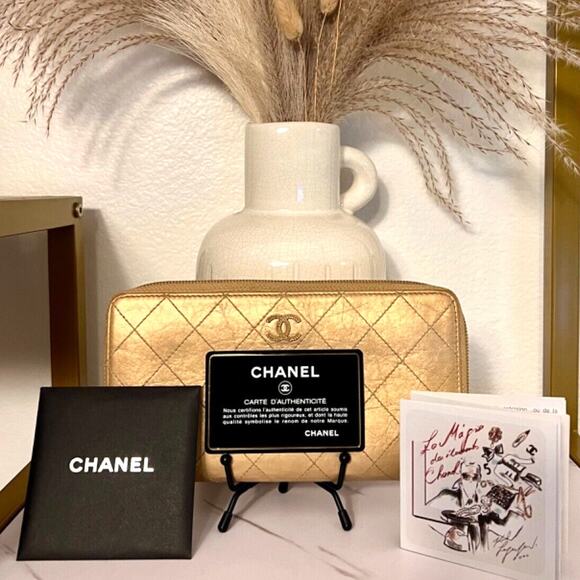 Authentic Gold Leather Chanel Textured CC Long Zip Around Wallet - Picture 2 of 10